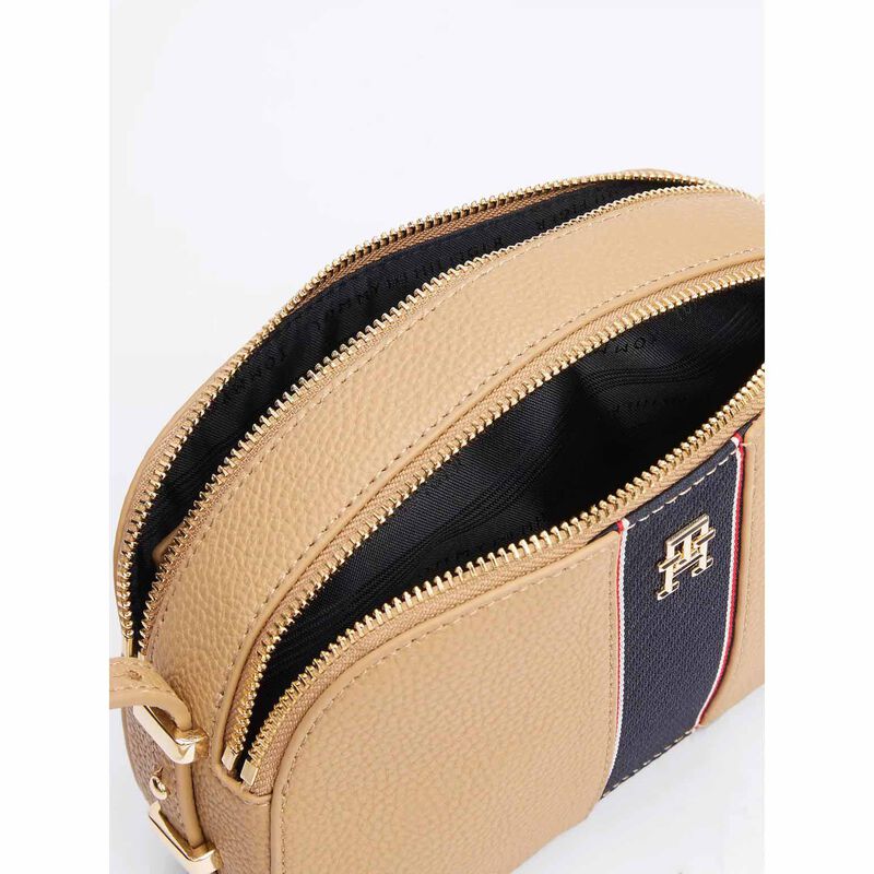 Tommy Hilfiger TH Legacy Textured Camerabag image number 2